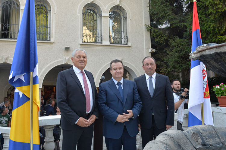 Crnadak i Dačić otvorili novu zgradu Ambasade BiH u Beogradu