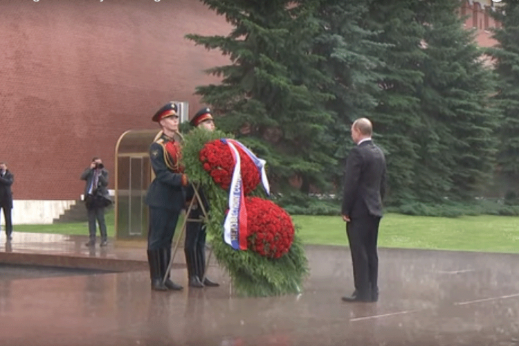 Putin: Šta će mi kišobran? Nisam od šećera