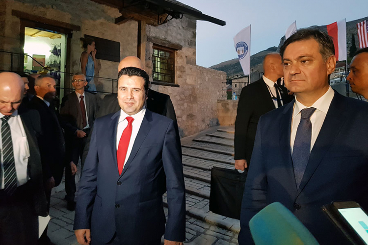 Zaevu uručena 'Mostarska povelja mira'