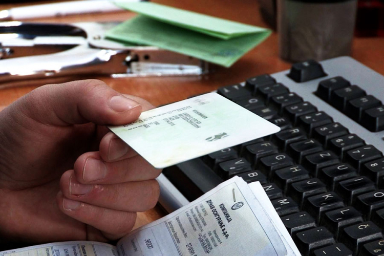 Dug za komunalije više ne koči registraciju auta