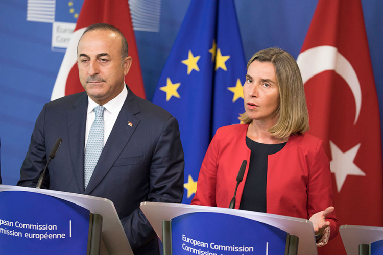 Mogerini: Turska i dalje kandidat za EU uprkos zabrinutosti