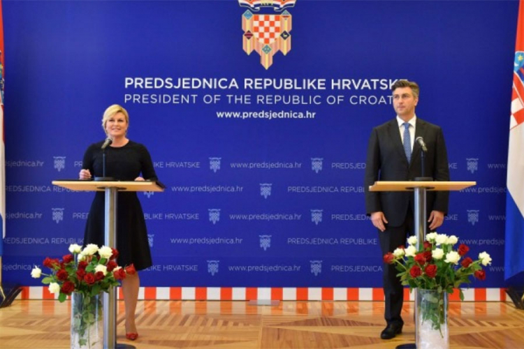 Kolindi Grabar-Kitarović raste podrška, Plenkoviću opada