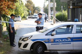Nožem izbo dvojicu maloljetnika i 18-godišnjaka