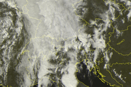 Ogromni olujni oblak nad Italijom, kreće se ka istoku