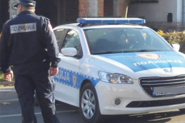 Pljačkaši upali u kuću u Tesliću: Pretukli supružnike u potrazi za ...