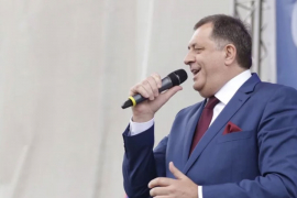Dodik na Palama zapjevao "Romaniju"