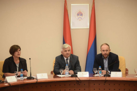 Čubrilović: Šnjegotine stavove moramo poštovati