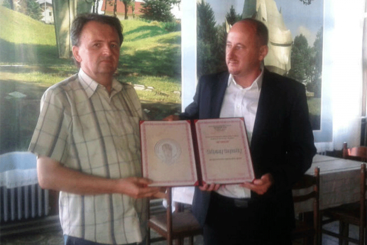 Nagrada "Šušnjar" Anušiću, a "Slovo Podgrmeča" Dakiću