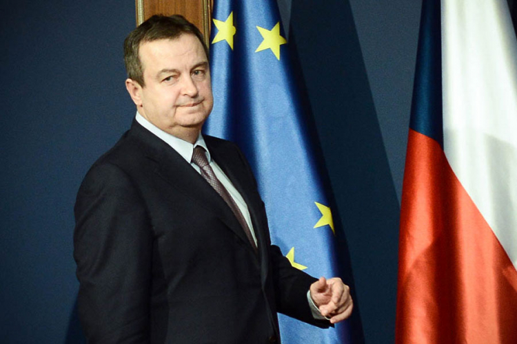 Dačić: Hrvatska nam se ruga u lice