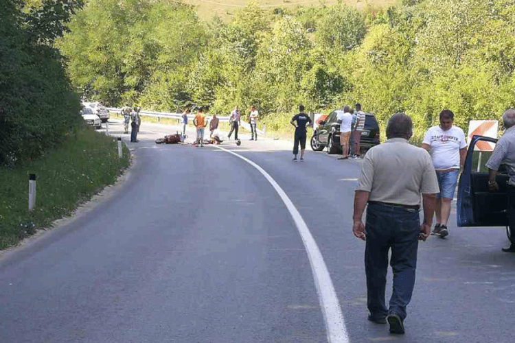Saobraćajna nezgoda u Kotor Varošu, povrijeđen motociklista