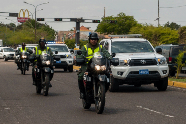 Bačena bomba na špansku ambasadu u Karakasu