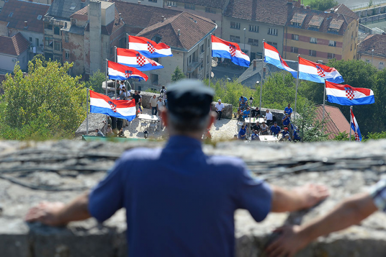 Uzvikivali 'Za dom spremni' tokom proslave Oluje