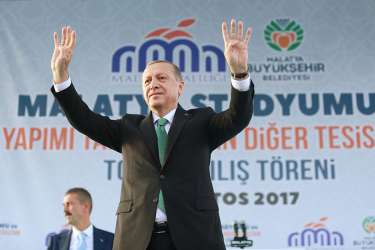 Erdoanov dres-kod za osumnjičene u sudnici: 'Pučisti' kombinezone, 'teroristi' u smeđem