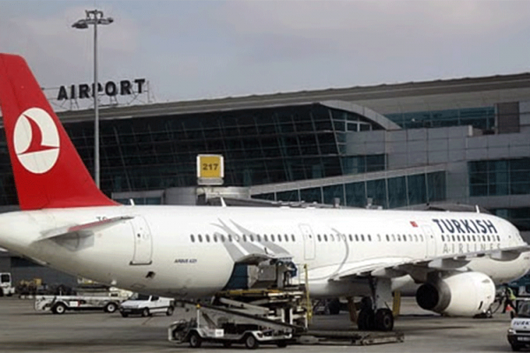Tuča noževima na aerodromu u Istanbulu, petoro povrijeđeno