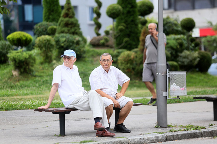 Fond PIO RS na udaru, poslodavci na mukama: Broj penzionera rapidno raste