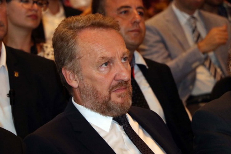 Izetbegović: U BiH dva naroda 600 godina žive u miru