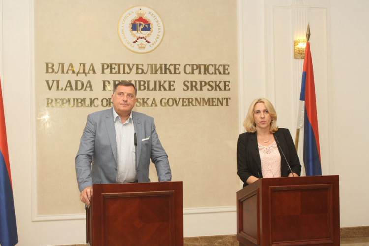 Dodik: Kada se ministri iz opozicije budu vozili na tačkama, onda će i ministri RS