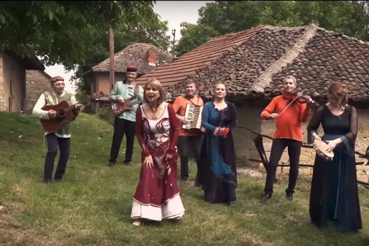 Bilja Krstić i "Bistrik" predstavili novi spot