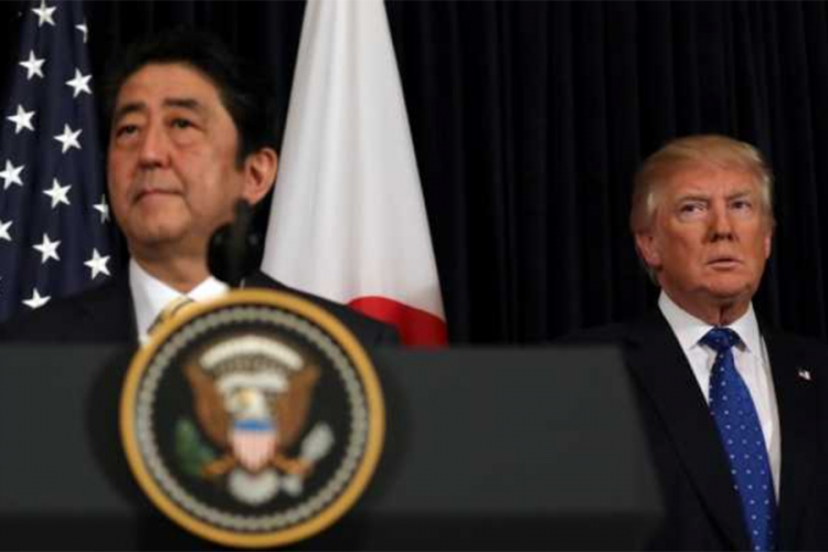 Abe i Tramp: Najvažnije spriječiti Sjevernu Koreju da napadne Guam