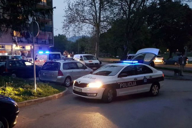 Vozilo udarilo tri osobe, petogodišnje dijete podleglo povredama