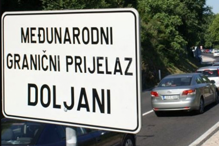 Čekanje na Doljanima sat i po