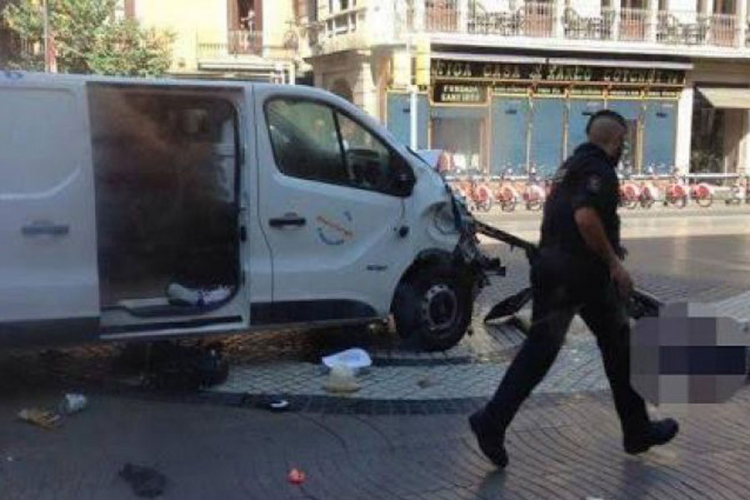 Mađarska: Nelegalne migracije dovele do napada u Barseloni