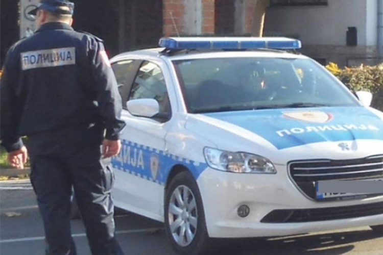 Pljačkaši upali u kuću u Tesliću: Pretukli supružnike u potrazi za plijenom?
