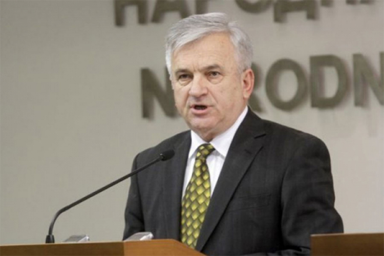Čubrilović: Srpska treba pratiti stav Srbije o članstvu u NATO