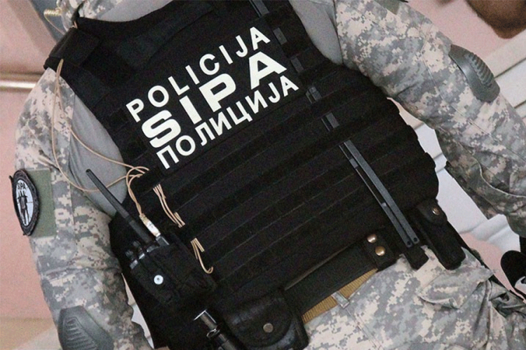 Uhapšen Banjalučanin, zaplijenjeno dva kilograma heroina