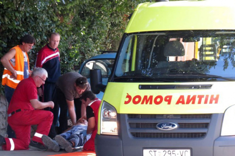 Navijači Evertona napadnuti u Splitu, jedan u bolnici