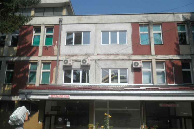 Pretukao bivšu suprugu na odjelu ginekologije,pa pobjegao