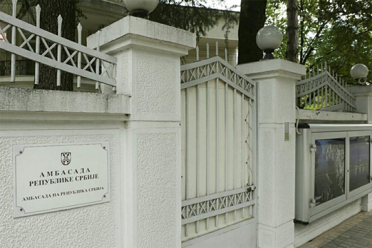 Ambasada Srbije u Skoplju nastavila s radom