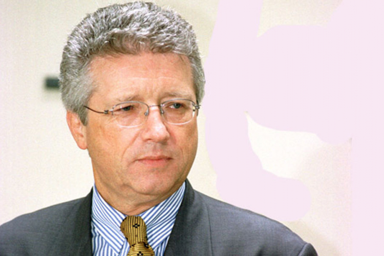 Petrič: Putina ustvari briga za Srbiju, samo se inati EU