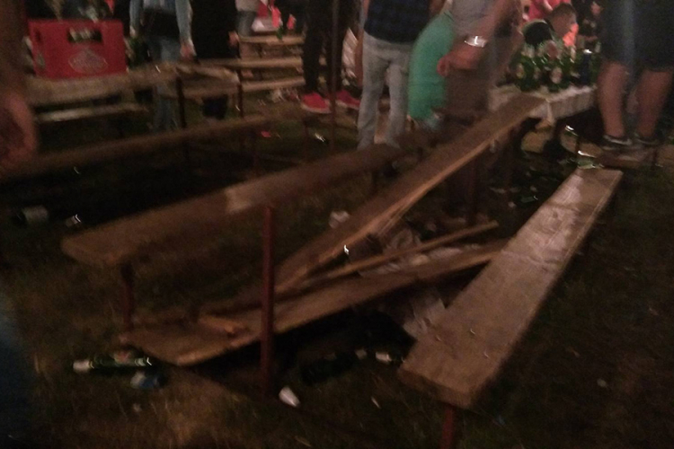 Tuča tokom zborovanja u Stričićima, kod Banjaluke
