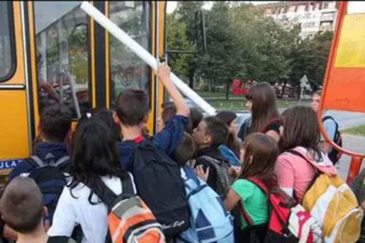 Neispravno gotovo 30 odsto autobusa koji prevoze đake