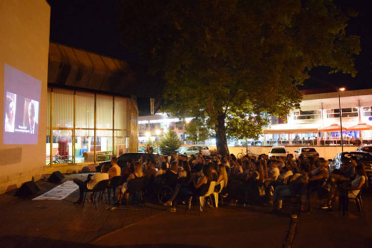 Banjalučani uživali u filmskoj noći na otvorenom