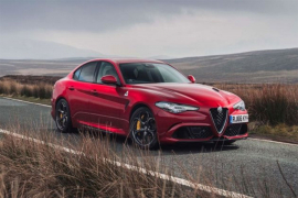 Fetel i Raikonen provozali Alfa Romeo Giuliu