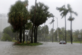 Irma potopila Majami, pojedina mjesta očekuju talase visine pet metara