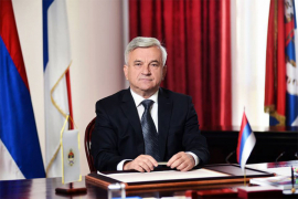 Čubrilović podijelio stotinu članskih karata
