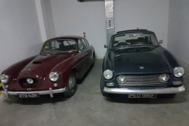 Banjalučani oduševljeni britanskim oldtajmerima