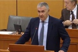 Glasnović u Saboru: Streljao bih sudiju, ali na žalost ne možemo