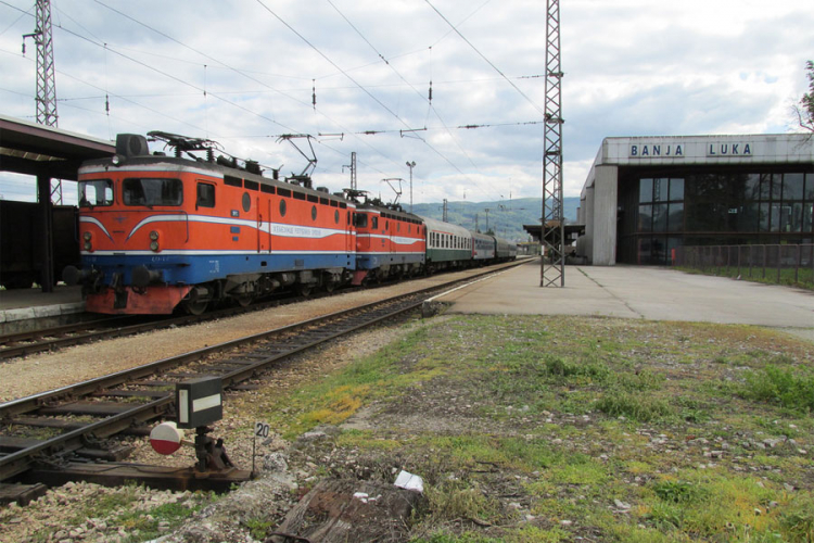 Nezadovoljni željezničari razmatraju naredne poteze
