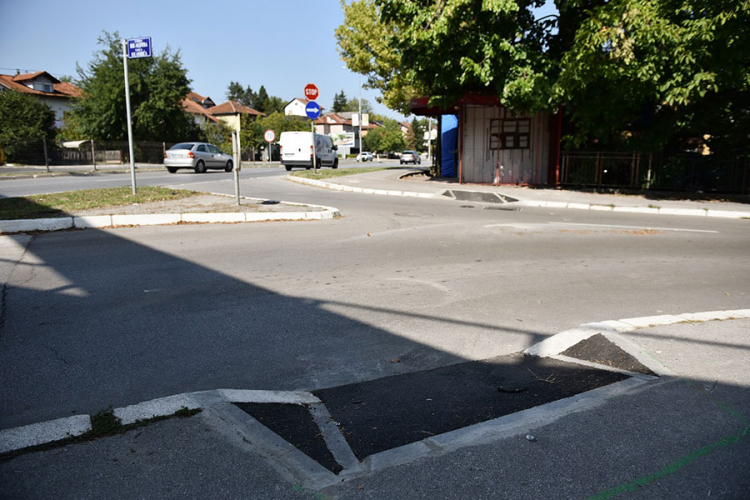 Izgrađene četiri rampe za lica sa invaliditetom