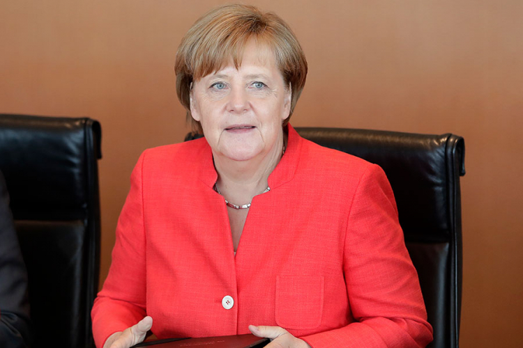 Merkel: Ankara ne treba da postane članica EU