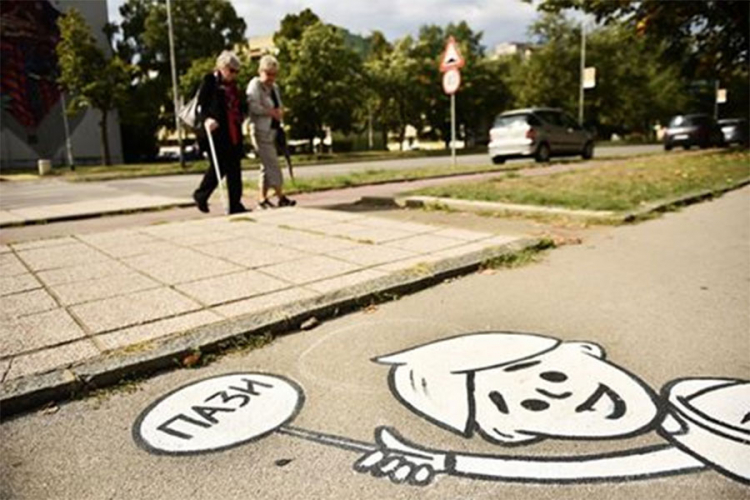Šareni prilazi pješačkim prelazima krase ulice Banjaluke