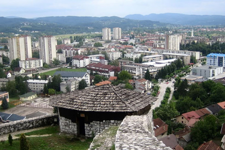 Problem s vodosnabdijevanjem u Doboju: Iz slavina teče kap po kap