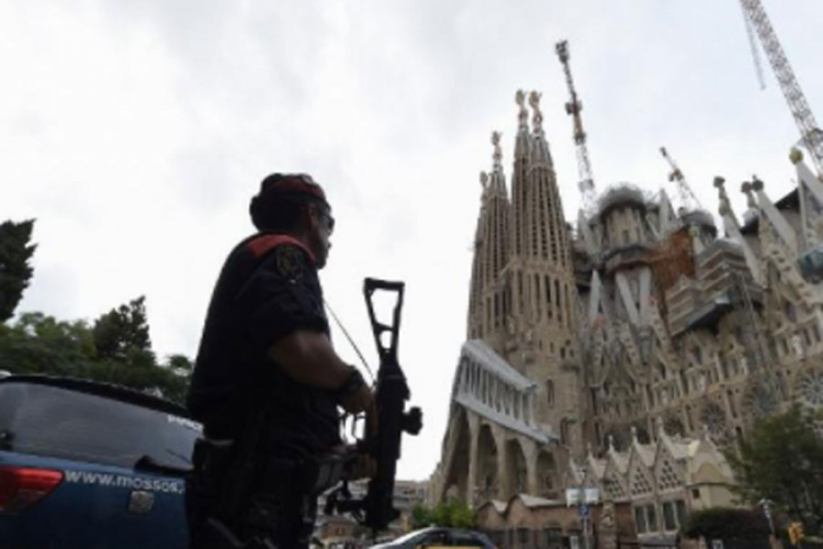 Policija blokirala područje oko crkve Sagrada familija
