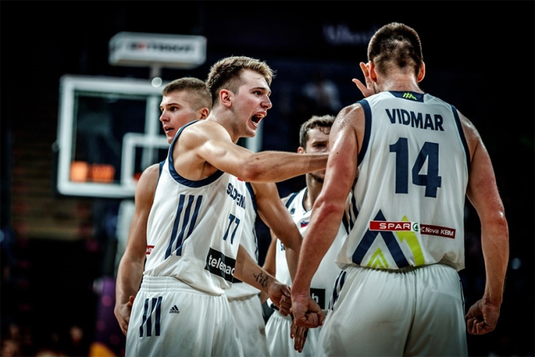 Slovenci srušili Letoniju za polufinale sa Španijom