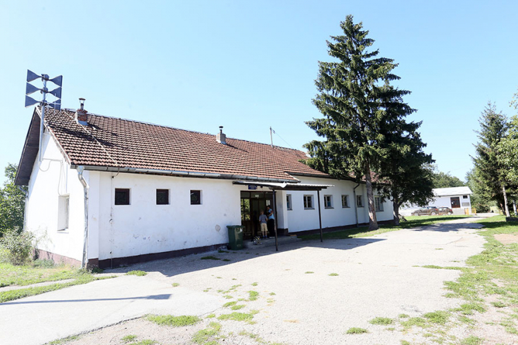 Učenik iz Banjaluke donio dimnu bombu u školu da zastraši učiteljicu