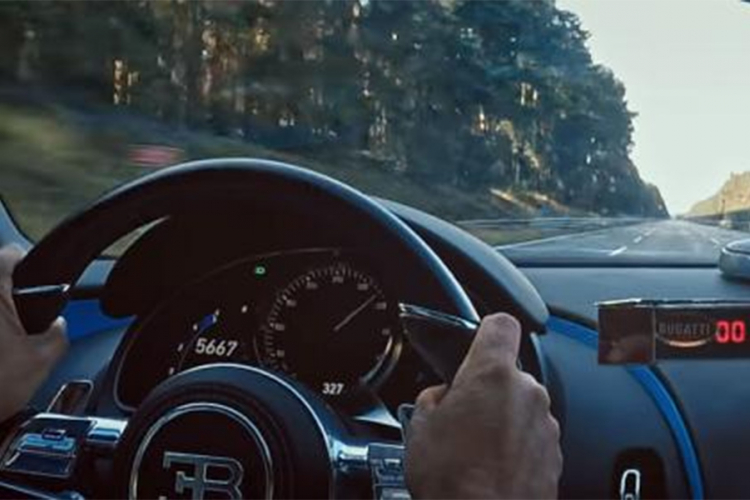 Munjevito ubrzava ali i koči: 0-400-0 km/h za 42 s